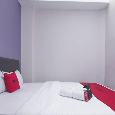 RedDoorz near ITC Mangga Dua Hotel Jakarta Buitenkant foto